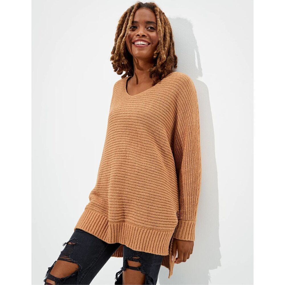 American Eagle tan soft Slouchy V-Neck Sweater oversized size XS/S